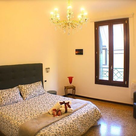 Appartamento Casa Giuliana Venezia Esterno foto